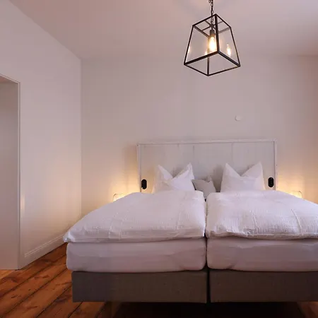 Zum Tausendsassa アパート *